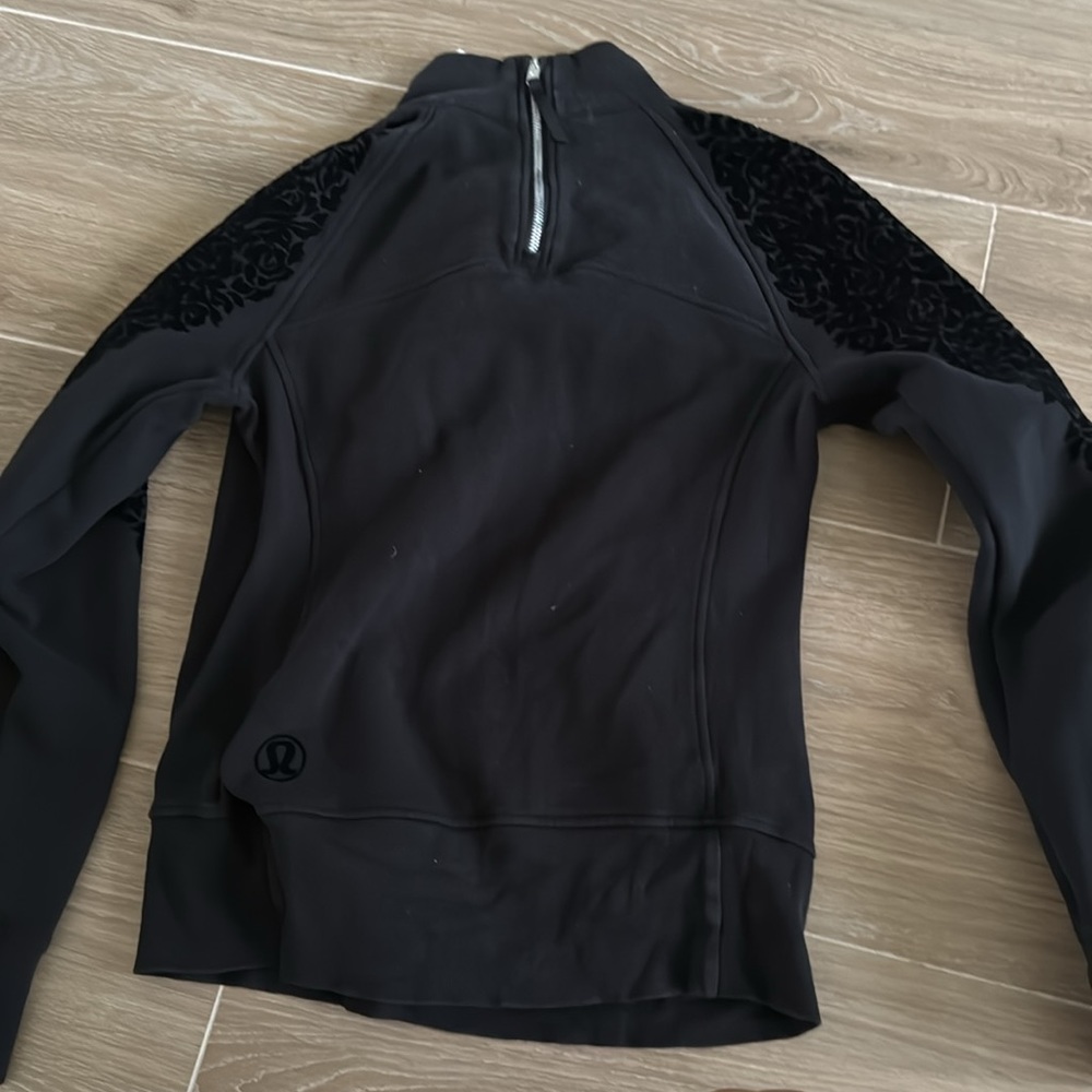Lululemon Pullover - image 6